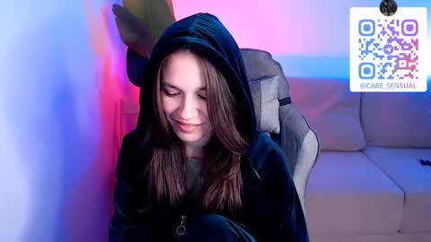 Mary online show from October 3, 6:49 pm