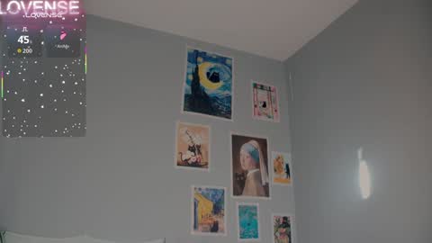 NONA    follow online show from September 11, 4:56 am