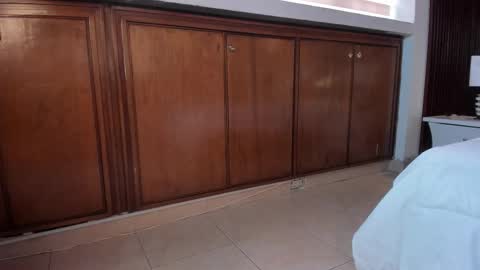 Carina online show from October 25, 1:51 pm