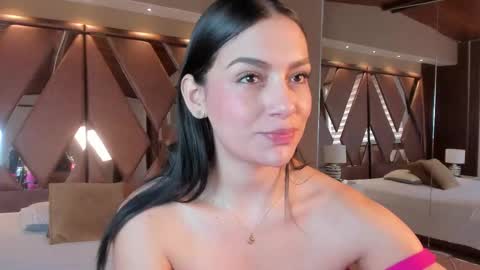 Carina online show from November 11, 12:38 pm