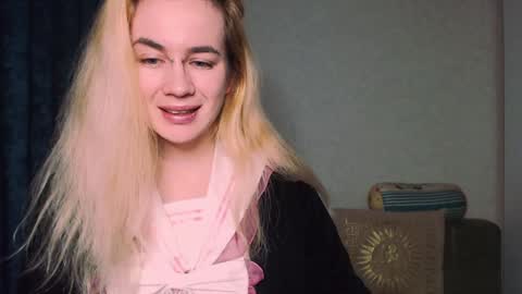 Carin online show from December 5, 5:04 am