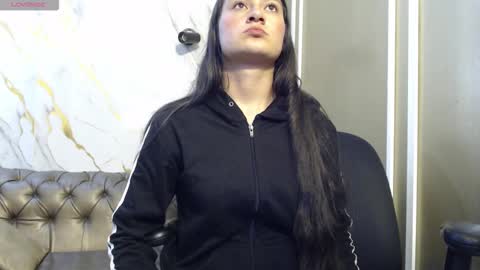 Carito online show from November 4, 3:27 am