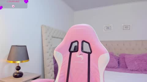 Snapshot of carla_perez_ chatting on October 3, 12:51 am carla perez 5pm 1 am online show from October 3, 12:51 am