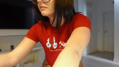 Snapshot of carla_secretary chatting on December 30, 7:32 pm carla_secretary online show from December 30, 7:32 pm