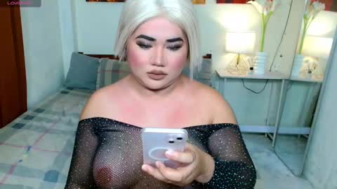 NO FREE HERE IF YOUR BROKE DONT STAY HERE online show from December 1, 5:24 pm