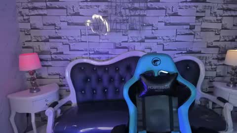 CARLYE   online show from December 28, 4:19 am