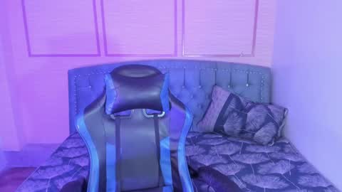 CARLYE   online show from January 15, 11:10 am