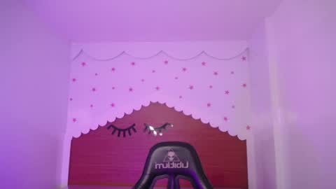 CARLYE   online show from September 19, 2:57 am