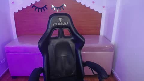 CARLYE   online show from September 30, 3:00 am