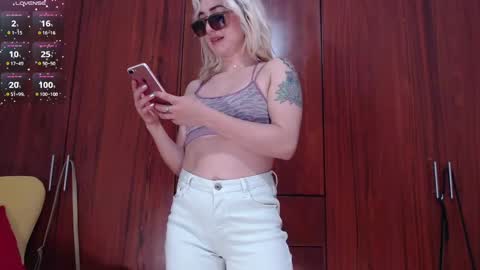 carly grasso  online show from February 19, 11:46 pm