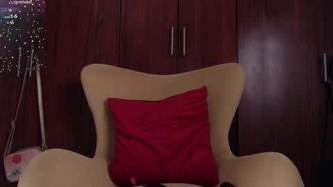 carly grasso  online show from February 25, 2:22 pm