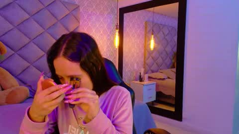 caro_adams1 online show from November 22, 11:31 am