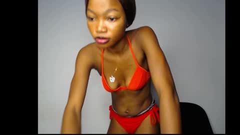 caroline online show from November 26, 4:46 am