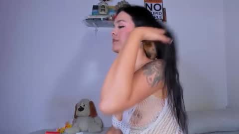 CarolinaM online show from November 7, 4:40 pm