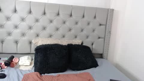 Carolina online show from February 2, 7:14 pm