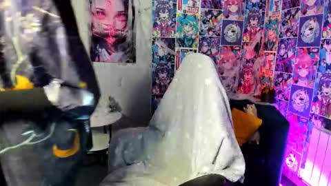 CarolineRichter online show from October 27, 3:32 am