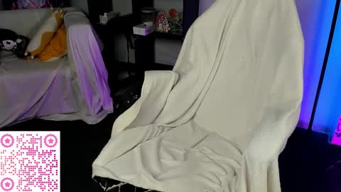 CarolineRichter online show from November 15, 3:15 am