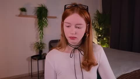 Caro online show from October 19, 5:02 pm