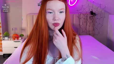 Anna online show from November 5, 9:53 am