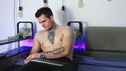 Carter online show from January 18, 7:17 am