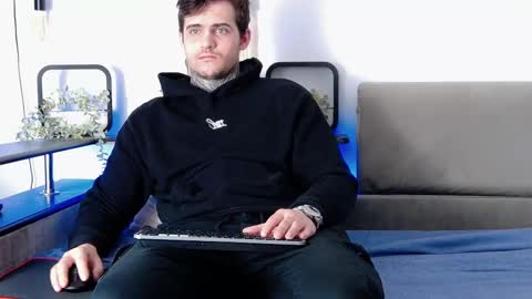 Carter online show from February 27, 8:06 am