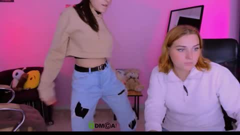 Snapshot of casey_meow_ chatting on October 5, 8:34 am casey_meow_ online show from October 5, 8:34 am