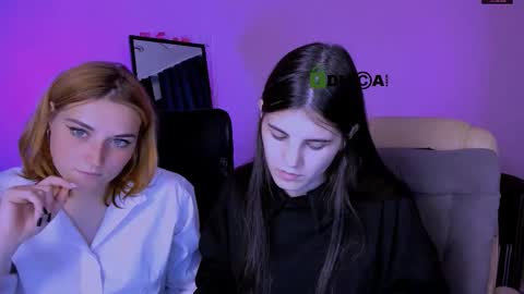 Snapshot of casey_meow_ chatting on October 13, 5:29 am casey_meow_ online show from October 13, 5:29 am