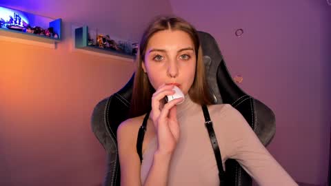 Snapshot of cassiablade1 chatting on January 12, 7:21 pm Seductress Cassia FINDOM AND SADISM NO NUDE online show from January 12, 7:21 pm