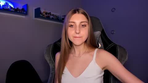 Snapshot of cassiablade1 chatting on January 26, 9:51 pm Seductress Cassia FINDOM AND SADISM NO NUDE online show from January 26, 9:51 pm