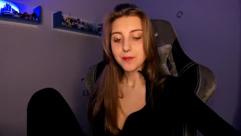 Snapshot of cassiablade1 chatting on January 27, 10:38 pm Seductress Cassia FINDOM AND SADISM NO NUDE online show from January 27, 10:38 pm