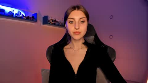 Snapshot of cassiablade1 chatting on February 2, 6:53 pm Seductress Cassia FINDOM AND SADISM NO NUDE online show from February 2, 6:53 pm