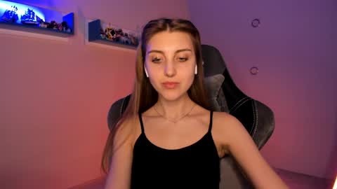 Snapshot of cassiablade1 chatting on February 4, 7:22 pm Seductress Cassia FINDOM AND SADISM NO NUDE online show from February 4, 7:22 pm