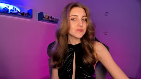 Snapshot of cassiablade1 chatting on February 7, 10:52 pm Seductress Cassia FINDOM AND SADISM NO NUDE online show from February 7, 10:52 pm