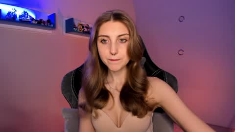 Snapshot of cassiablade1 chatting on February 8, 7:16 pm Seductress Cassia FINDOM AND SADISM NO NUDE online show from February 8, 7:16 pm