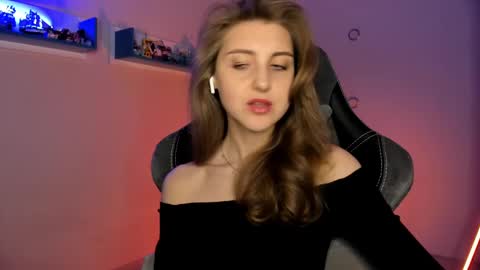 Snapshot of cassiablade1 chatting on February 27, 7:26 pm Seductress Cassia FINDOM AND SADISM NO NUDE online show from February 27, 7:26 pm