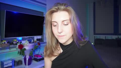 Snapshot of cassiablade1 chatting on September 12, 6:52 pm Seductress Cassia FINDOM AND SADISM NO NUDE online show from September 12, 6:52 pm