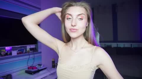 Snapshot of cassiablade1 chatting on September 22, 4:42 pm Seductress Cassia FINDOM AND SADISM NO NUDE online show from September 22, 4:42 pm