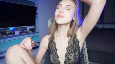 Snapshot of cassiablade1 chatting on October 4, 3:54 pm Seductress Cassia FINDOM AND SADISM NO NUDE online show from October 4, 3:54 pm