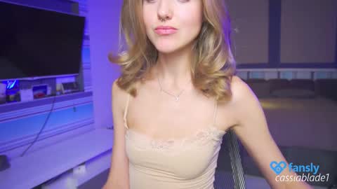 Snapshot of cassiablade1 chatting on December 14, 4:34 pm Seductress Cassia FINDOM AND SADISM NO NUDE online show from December 14, 4:34 pm