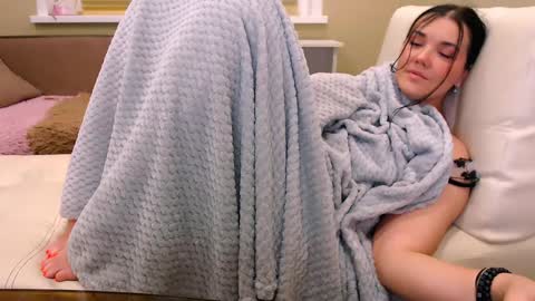 Snapshot of cassidy_one chatting on February 8, 12:17 am Anna online show from February 8, 12:17 am