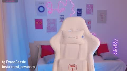 Cassie online show from January 18, 3:31 am