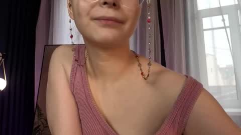 assie online show from November 16, 12:22 pm