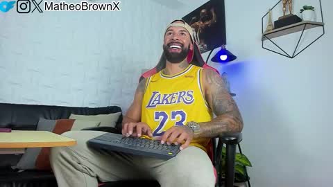 Matheo Brown online show from October 15, 6:52 pm