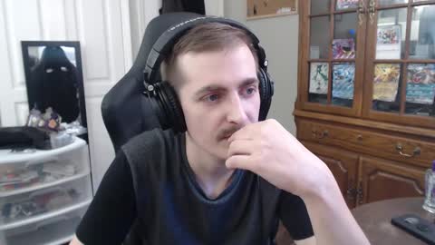 casuallycorrupt online show from October 18, 8:53 pm