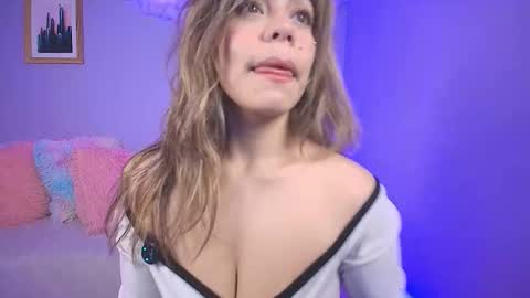 Snapshot of cat_nasty chatting on November 21, 10:41 pm cat_nasty online show from November 21, 10:41 pm