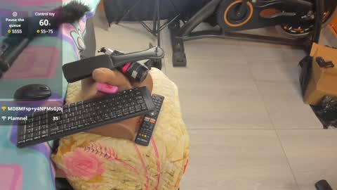 Snapshot of cataleya19__ chatting on January 16, 3:02 pm cataleya19__ online show from January 16, 3:02 pm