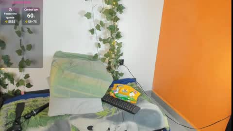 Snapshot of cataleya19__ chatting on February 1, 11:32 am cataleya19__ online show from February 1, 11:32 am