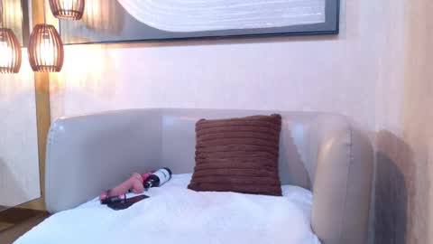 cataleya1_sm online show from November 10, 11:42 am