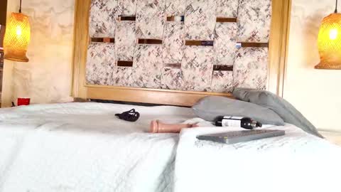 cataleya1_sm online show from November 15, 9:17 am