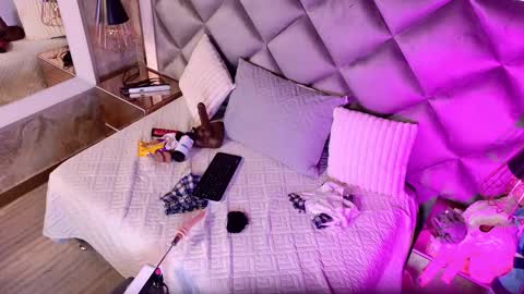 cataleya1_sm online show from December 1, 3:22 am